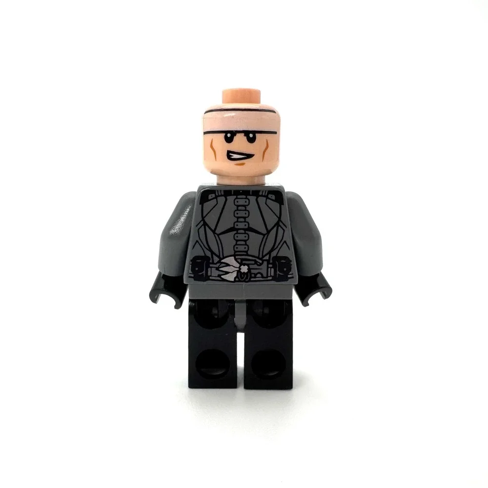 LEGO DC Batman Minifigure‎ sh0786 Incomplete Torso Legs Head Batarang Lot